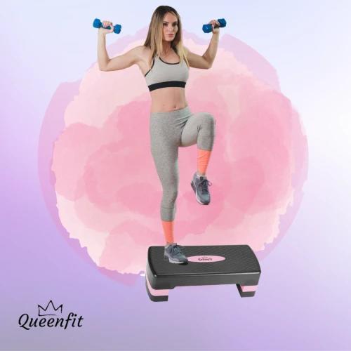 Заняття на степ-платформі Queenfit приносять багато користі