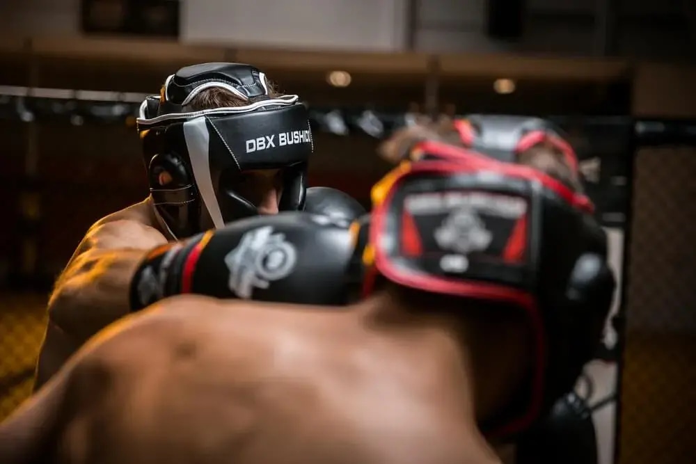 kask sparingowy dbx bushido 2190