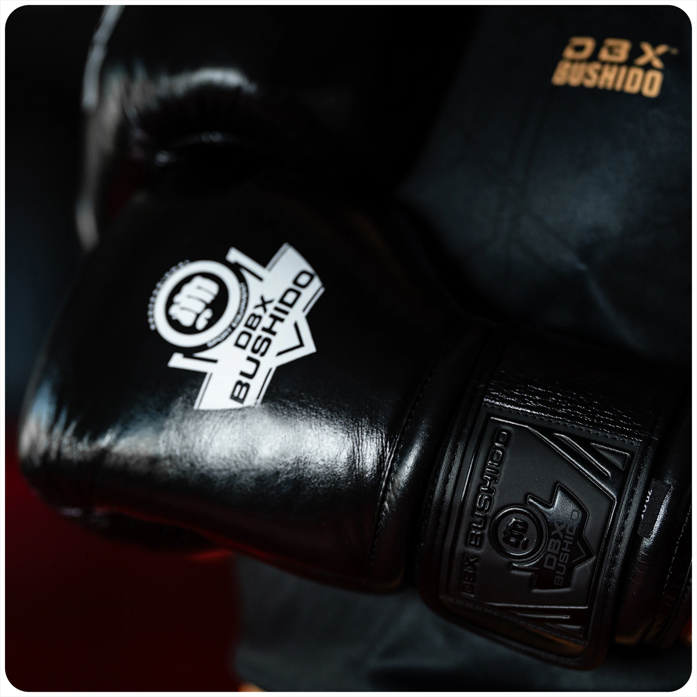 Rękawice ProFight - widok z boku